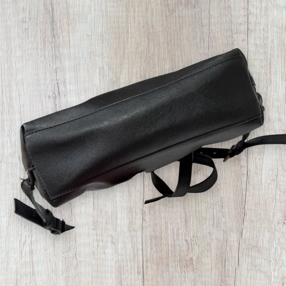 Kate Spade x Disney Minnie Mouse Black Leather Backpack with Red Polka Dot Bow - Picture 11 of 12